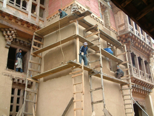 gal/Le_Monastere _Gangtey_Gompa/en_travaux/Travaux 10-2005/GG5.jpg